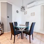 Wolf House - Peschiera Holiday - Jacuzzi Privata
