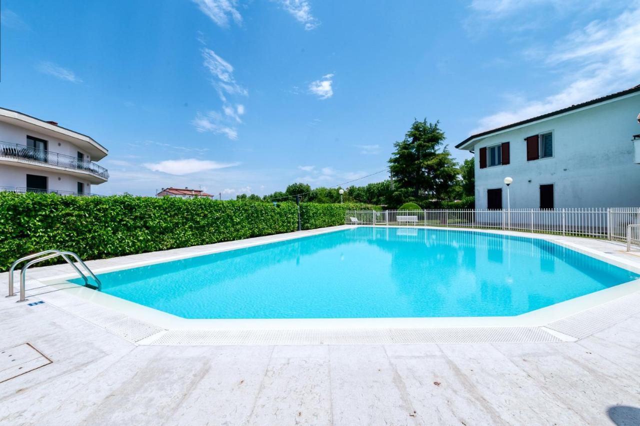 Appartamento Wolf House - Peschiera - Jacuzzi Privata Peschiera del Garda